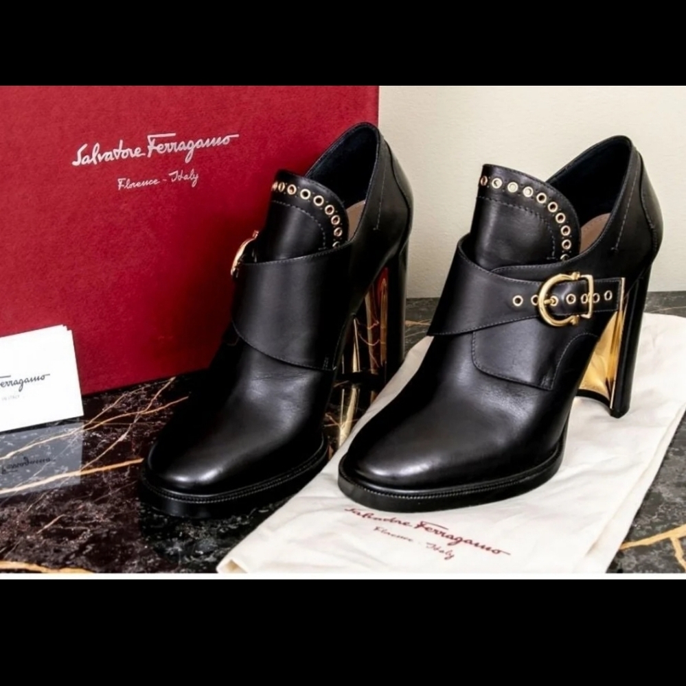 EUC SALVATORE FERRAGAMO NEVERS BOOTS 10M - Picture 2 of 15